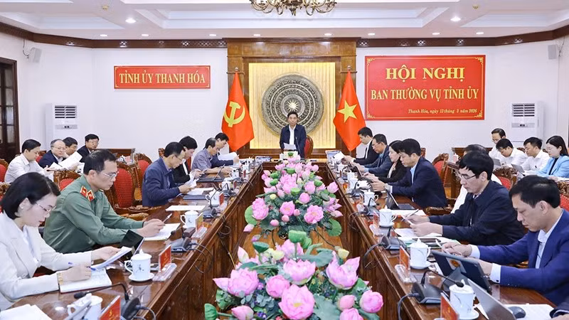 Quang cảnh hội nghị Ban thường vụ Tỉnh ủy Thanh Hóa.