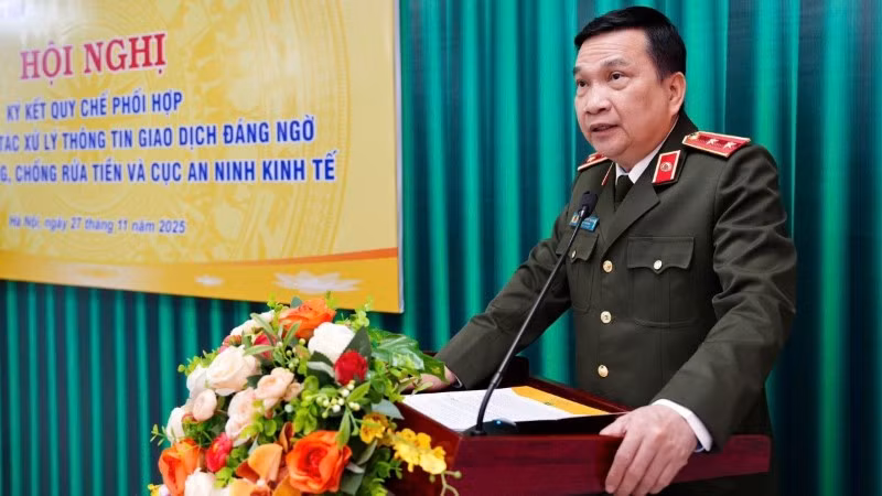 trung-tuong-nguyen-sy-quang-cuc-truong-cuc-an-ninh-kinh-te-phat-bieu-tai-hoi-nghi-2045.jpg
