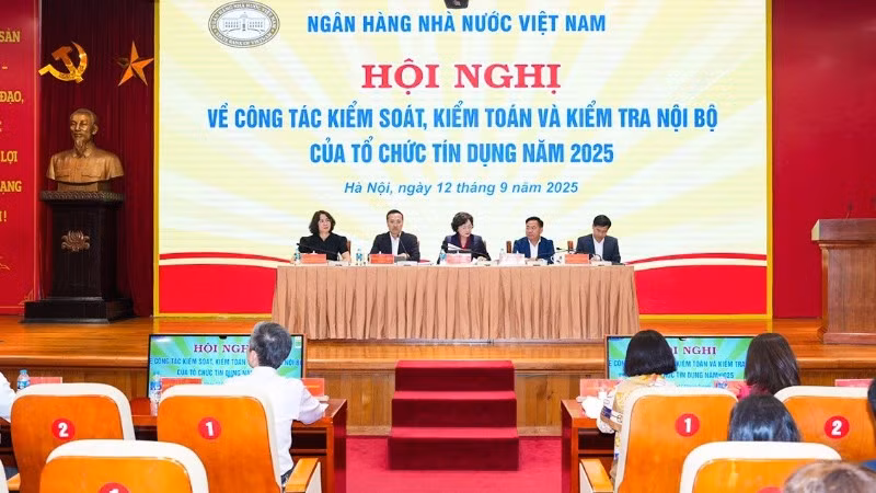 Toàn cảnh Hội nghị.