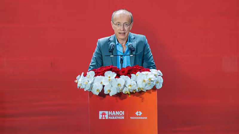 tien-si-jens-lottner-tong-giam-doc-techcombank-5823.png