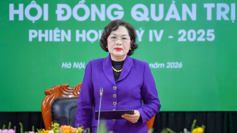 thong-doc-nguyen-thi-hong-chu-tich-hdqt-nhcsxh-chu-tri-phien-hop-5441.jpg