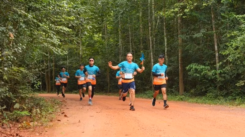 moi-kilomet-chay-bo-di-bo-cua-nguoi-tham-gia-deu-dong-gop-mot-phan-vao-viec-ho-tro-bao-ton-va-phat-trien-cac-lang-nghe-truyen-thong-tai-tp-hue-8074.jpg