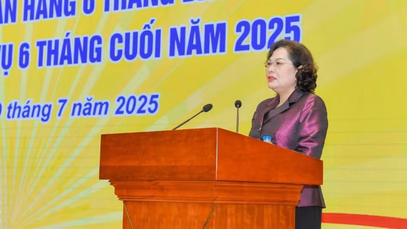 thong-doc-nhnn-nguyen-thi-hong-phat-bieu-khai-mac-tai-hoi-nghi-3112.jpg