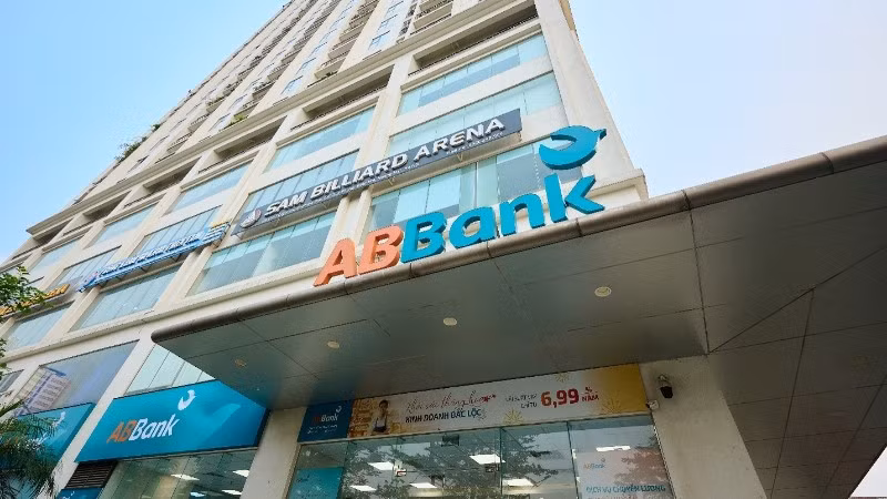 Lợi nhuận 6 tháng của ABBank đạt mức 3.016 tỷ đồng, tăng trưởng 80% so với cùng kỳ 2025.