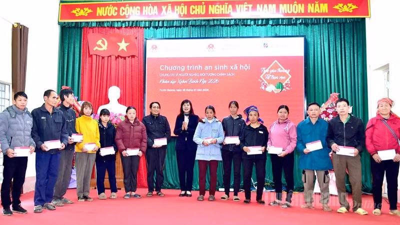 Một trong những hoạt động an sinh xã hội thuộc Chương trình vừa được tổ chức tại Tuyên Quang.