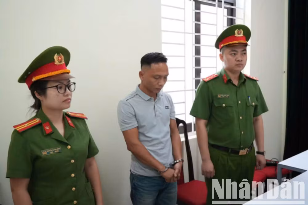 Đối tượng Nguyễn Văn Vững tại cơ quan công an.