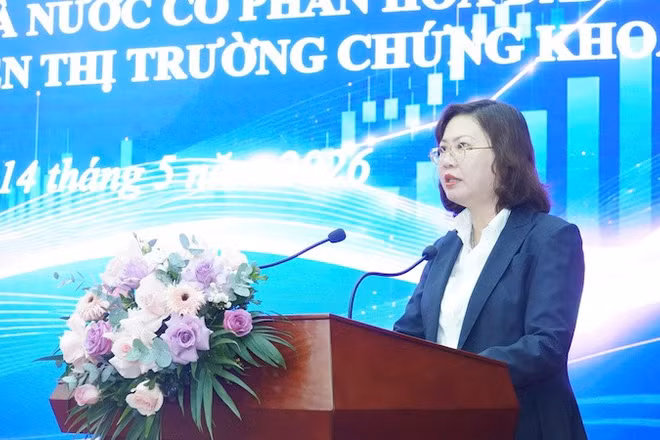 Bà Vũ Thị Chân Phương, Chủ tịch Ủy ban Chứng khoán Nhà nước phát biểu khai mạc hội nghị.