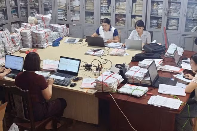 Tập trung làm sạch dữ liệu đất đai. (Ảnh: Công an tỉnh Thanh Hóa)