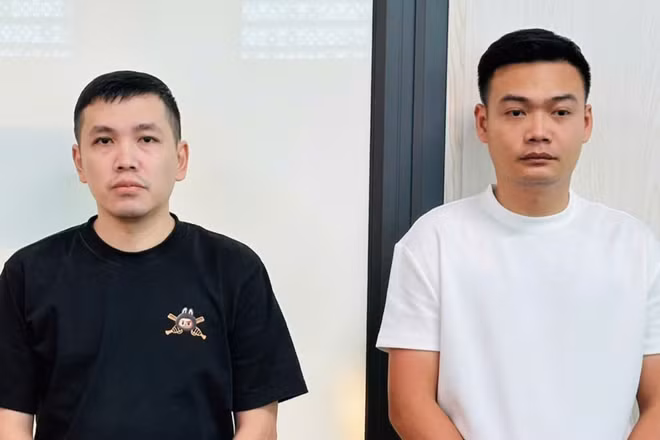 Võ Đại Trường Lâm (trái) và Lê Trọng Hải Anh (phải) tại cơ quan điều tra. (Ảnh: Công an tỉnh Thanh Hóa). 