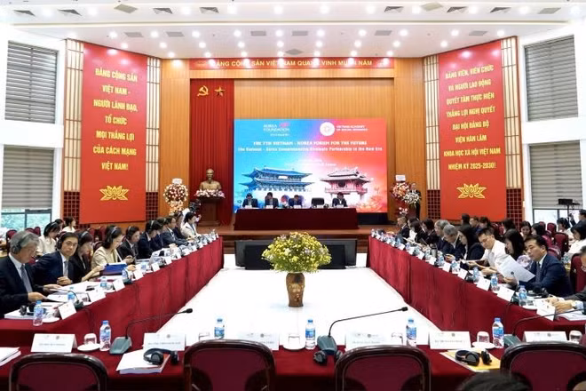 Toàn cảnh Diễn đàn.