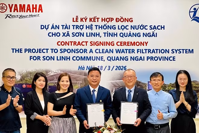 Lễ ký kết Dự án tài trợ hệ thống lọc nước sạch cho người dân và trẻ em xã Sơn Linh, tỉnh Quảng Ngãi.