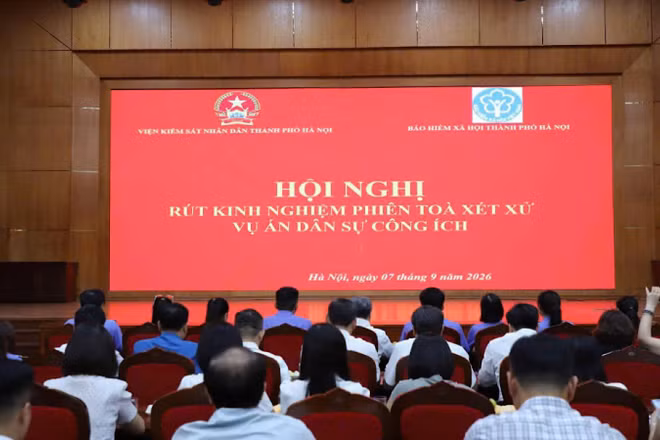 Toàn cảnh hội nghị rút kinh nghiệm phiên tòa xét xử vụ án dân sự công ích. (Ảnh: nhandan.vn)