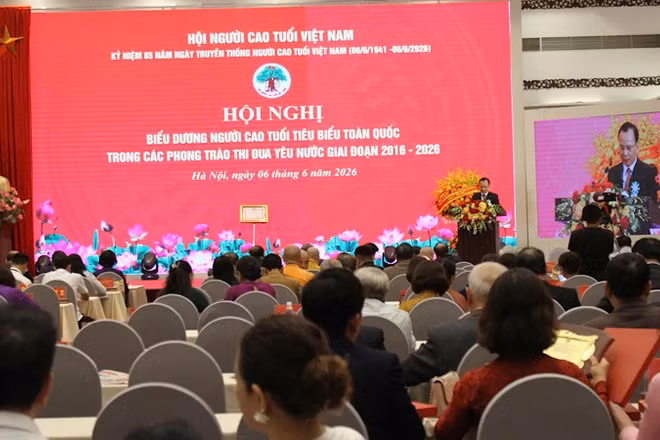 Toàn cảnh Hội nghị Biểu dương người cao tuổi tiêu biểu toàn quốc trong các phong trào thi đua yêu nước giai đoạn 2016-2026.