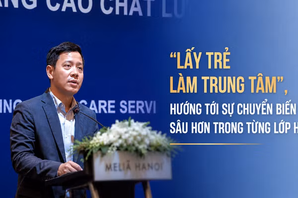 Giáo sư, Tiến sĩ Lê Anh Vinh, Viện trưởng Viện Khoa học giáo dục Việt Nam, Chủ tịch Hội đồng xây dựng Chương trình giáo dục mầm non mới.