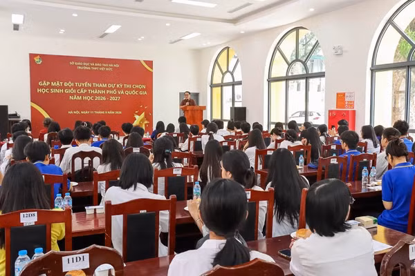 (Ảnh: Trường THPT Việt Đức)