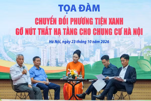 Tọa đàm “Chuyển đổi phương tiện xanh: Gỡ nút thắt hạ tầng chung cư Hà Nội”. (Ảnh: Ban tổ chức cung cấp)