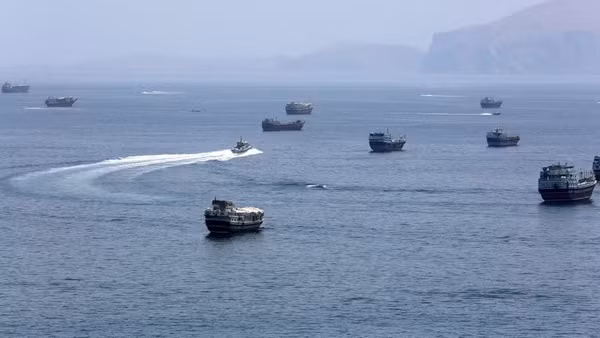 Quang cảnh eo biển Hormuz, gần thị trấn Khasab, miền bắc Oman. (Ảnh: THX/TTXVN) 