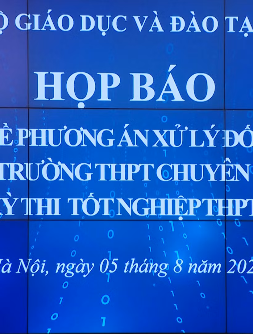 [Video] Hủy kết quả thi, tổ chức thi lại cho 328 thí sinh tại điểm thi Trường THPT Chuyên Tuyên Quang