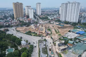 [Ảnh] Hà Nội: Dự án nút giao Phạm Tu-Đường 70 bước vào giai đoạn thi công cao điểm