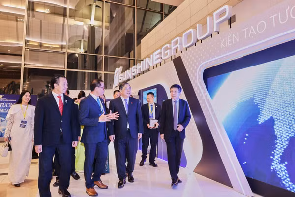 Khi Nhà nước mở rộng không gian phát triển bằng các thể chế vượt trội, thì chính lực lượng doanh nghiệp, doanh nhân sẽ là người trực tiếp chuyển hóa các cơ hội đó thành giá trị mới cho xã hội. Ảnh: Hương Nguyên
