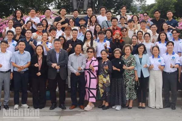Các đại biểu tham dự “VSAT Reunion 2026-Chào đón tân sinh viên và Lễ tuyên dương Sinh viên 5 tốt năm học 2025-2026”. (Ảnh: Hội Sinh viên Việt Nam tại Thái Lan)
