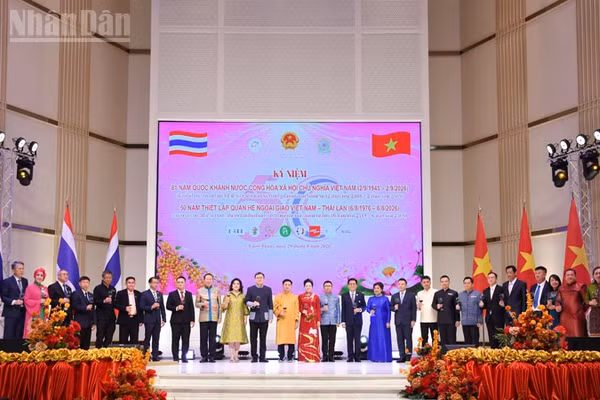 Chương trình kỷ niệm 81 năm Quốc khánh Việt Nam và 50 năm thiết lập quan hệ ngoại giao Việt Nam-Thái Lan.
