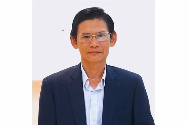 Tiến sĩ chuyên ngành kinh tế phát triển, giảng viên Trường đại học Nguyễn Tất Thành, Huỳnh Thanh Điền