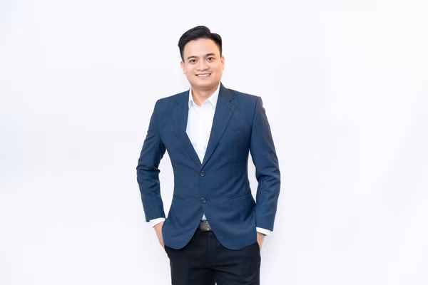 Nghệ sĩ chèo Lê Tiến Đạt