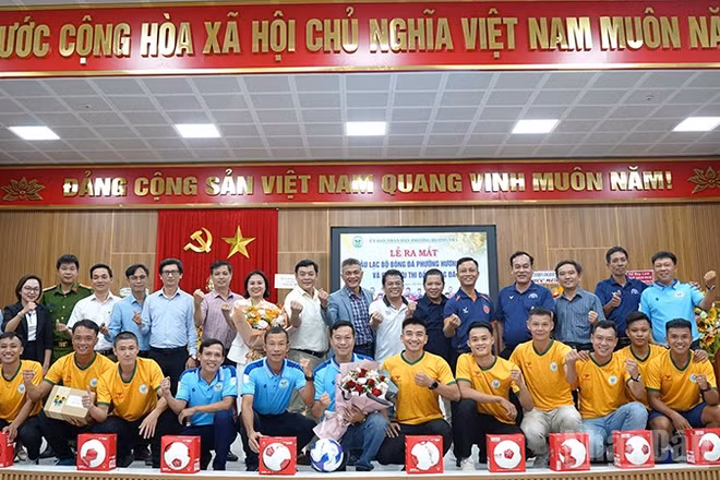 Câu lạc bộ bóng đá phường Hương Trà là Câu lạc bộ bóng đá cấp xã, phường đầu tiên được ra mắt tại thành phố Đà Nẵng. (Ảnh: HƯƠNG TRÀ)