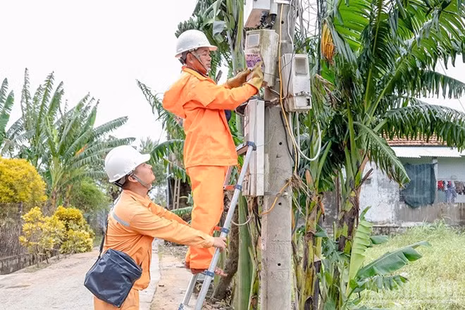 Tổng công ty Điện lực miền trung đã khôi phục cấp điện cho hơn 1,13 triệu khách hàng miền trung-Tây Nguyên sau ngập lụt.