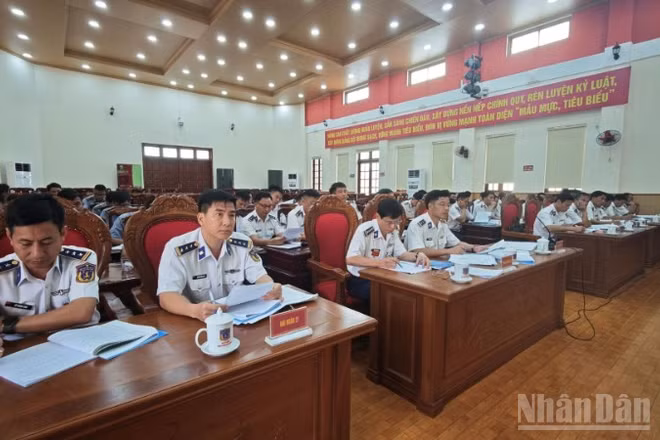 Quang cảnh hội nghị sơ kết hoạt động công tác Đảng, công tác chính trị 6 tháng đầu năm 2026.