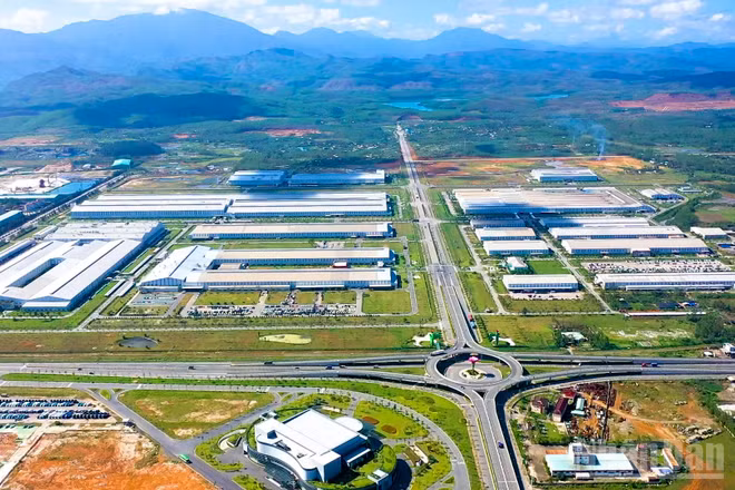 Một góc tại Khu công nghiệp Thaco Chu Lai nhìn từ trên cao.