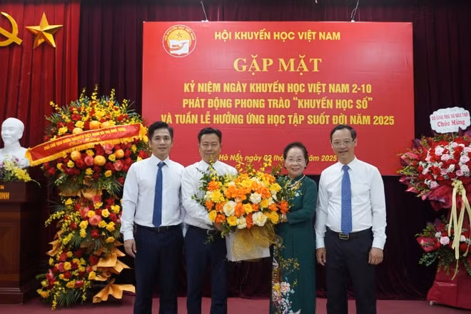 Hội Khuyến học Việt Nam phát động phong trào “Khuyến học số” nhân kỷ niệm 29 năm thành lập.