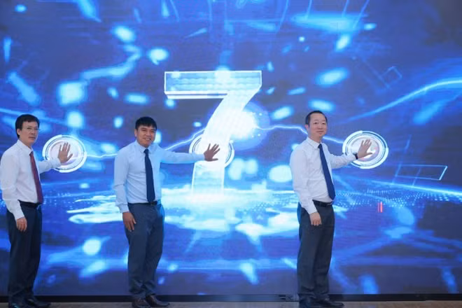 Trường cao đẳng Cơ điện Hà Nội ra mắt Hệ sinh thái Chuyển đổi số toàn diện ứng dụng trí tuệ nhân tạo - HCEM Smart Campus.