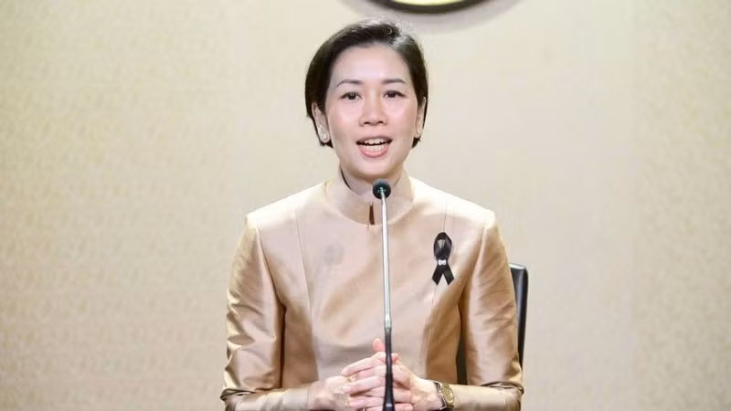 Bà Rachada Dhnadirek thông tin về chính sách chuyển đổi năng lượng của Chính phủ Thái Lan. (Ảnh: VĂN PHÒNG THỦ TƯỚNG THÁI LAN) 