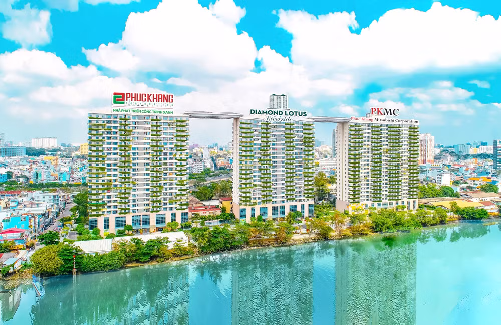 Tòa nhà Diamond Lotus Riverside là một công trình xanh khá nổi tiếng tại Thành phố Hồ Chí Minh. Ảnh: PHÚC KHANG