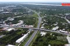 [Video] Bàn giao mặt bằng mở rộng cao tốc TP Hồ Chí Minh-Trung Lương-Mỹ Thuận trong tháng 11