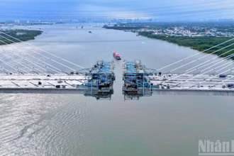 Cầu Phước Khánh nút thắt cuối cùng của tuyến cao tốc Bến Lức-Long Thành.