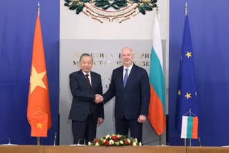 Tổng Bí thư Tô Lâm hội kiến Thủ tướng Bulgaria Rosen Zhelyazkov. (Ảnh: THỐNG NHẤT/TTXVN)