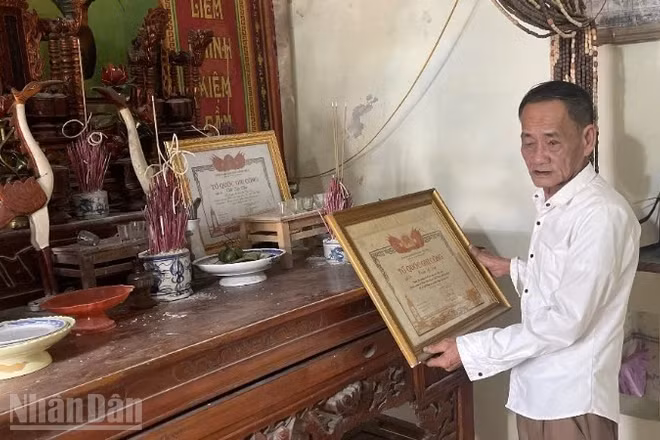 Ông Trần Trung, em trai của 2 liệt sĩ Võ Tấn Thọ và Trần Sỹ Lực.
