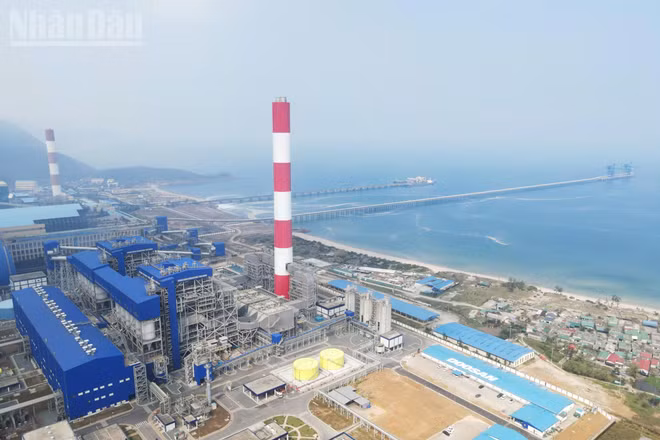 Khu kinh tế Vũng Áng được xác định là khu kinh tế trọng điểm, đa ngành, đa lĩnh vực. (Ảnh: NGÔ TUẤN)