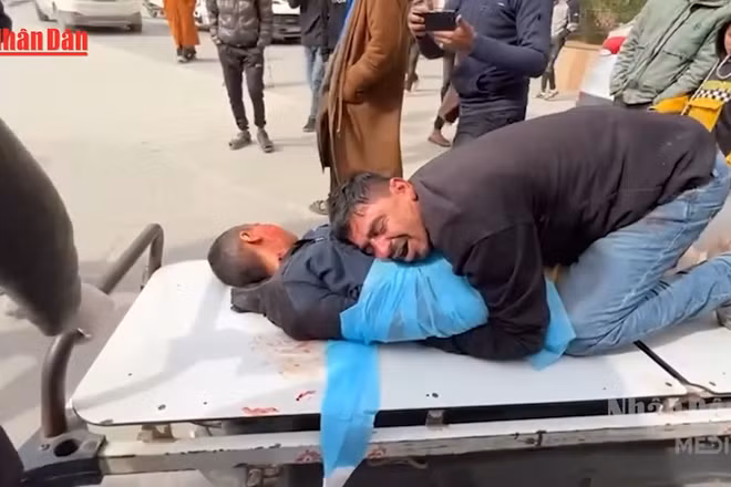 [Video] Israel không kích Dải Gaza, 26 người chết, thỏa thuận ngừng bắn lung lay
