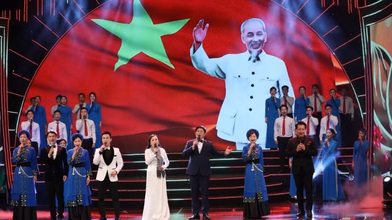 Ca ngợi Chủ tịch Hồ Chí Minh là đề tài nghệ thuật không bao giờ cạn đối với các nghệ sĩ Việt Nam.