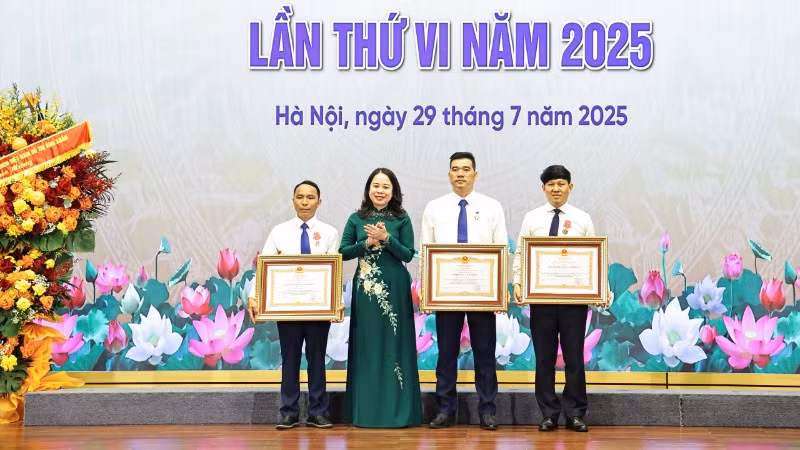 z6851987847815-71f4aadca3d06f1f487755e2d93e47de-3892.jpg