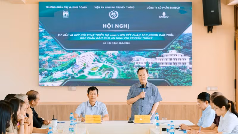 Toàn cảnh hội nghị.