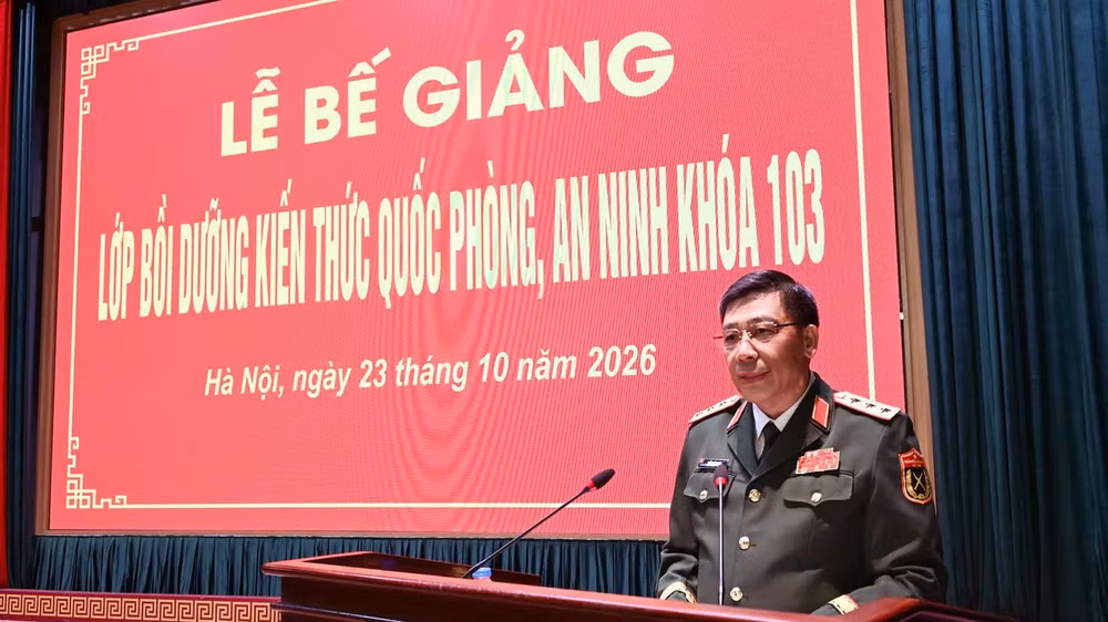 Thượng tướng Trần Việt Khoa, Giám đốc Học viện Quốc phòng phát biểu tại buổi lễ. (Ảnh: CTV)