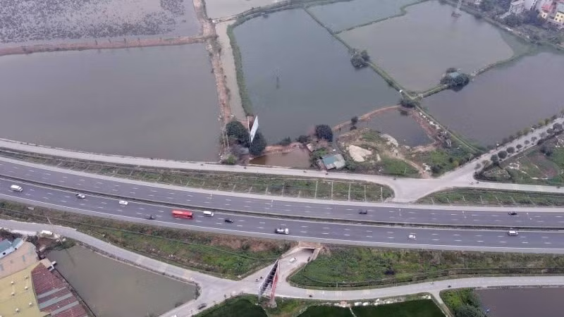 Hà Nội kịp thời điều chỉnh phân cấp dự án đầu tư công, thu hồi đất để không làm gián đoạn các dự án, trong đó có nhiều dự án đầu tư hạ tầng.