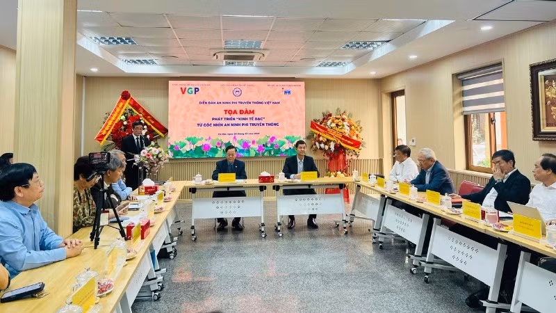 Toàn cảnh buổi tọa đàm. 