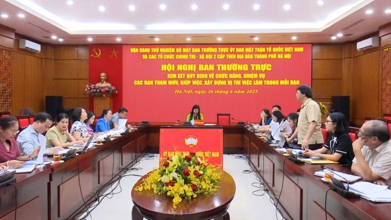Ban Thường trực Ủy ban Mặt trận Tổ quốc Việt Nam Thành phố (mới) họp vận hành thử nghiệm mô hình chính quyền địa phương hai cấp.