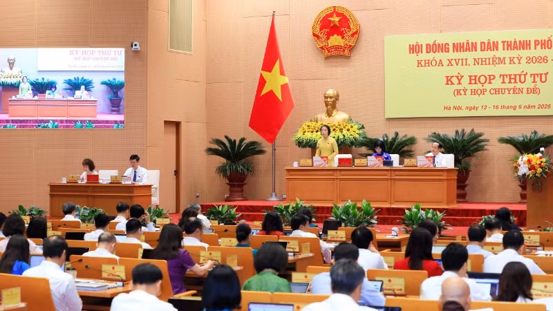 Quang cảnh Kỳ họp thứ 4 Hội đồng nhân dân thành phố khóa XVII.
